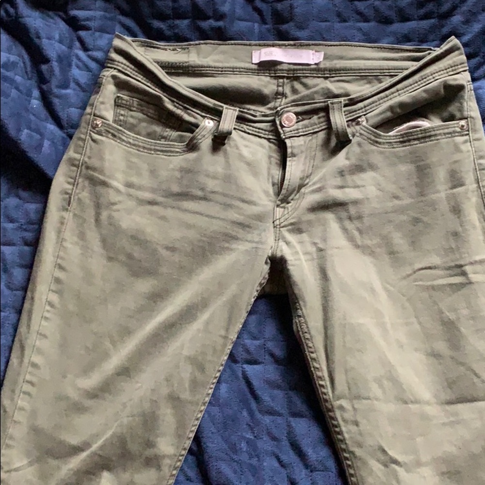 Green Levi’s Skinny Jeans
